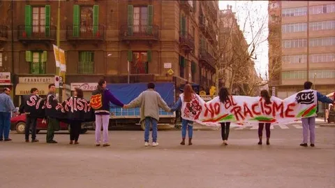 14.03-No-al-racisme4