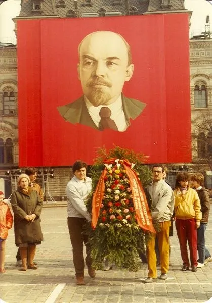 13.01-Moscu-Abril-1985