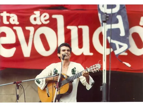 5.13-Musica-a-la-Festa-de-Revolucio-1984