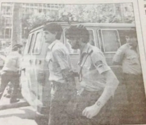 8.18-Ocupacion-consulado-Chile-Detencion-Enrique-Castro-1986