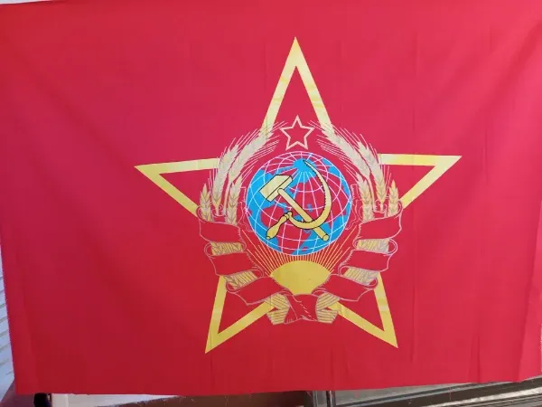Bandera roja sovietica alternativa